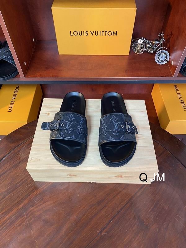 LV Men's Slippers 202